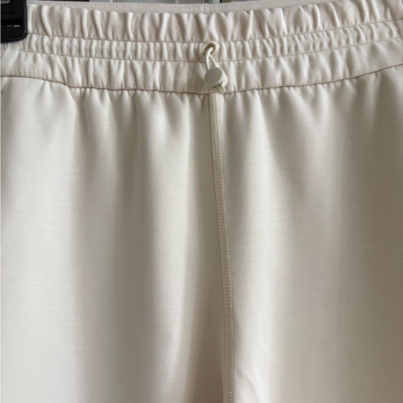 Lululemon Softstream Ivory pants - Picture 2 of 7